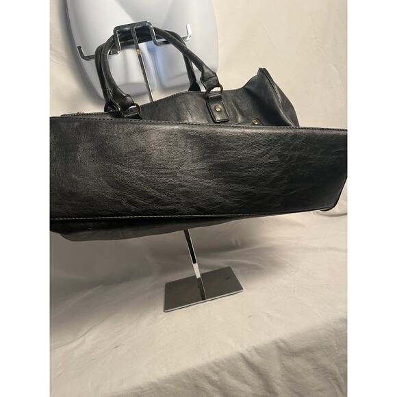 ALDO Black Faux Leather Large Tote Bag with Zip Pockets & Handles, 16x12 - Picture 3 of 8